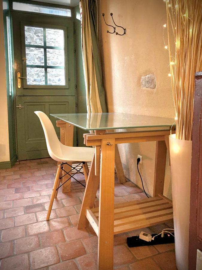 Apartamento La Pierre Levée Montigny-sur-Loing Exterior foto