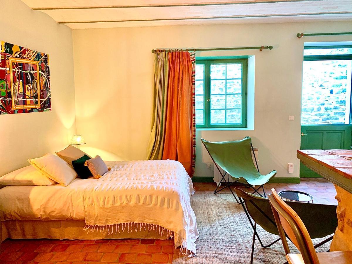Apartamento La Pierre Levée Montigny-sur-Loing Exterior foto